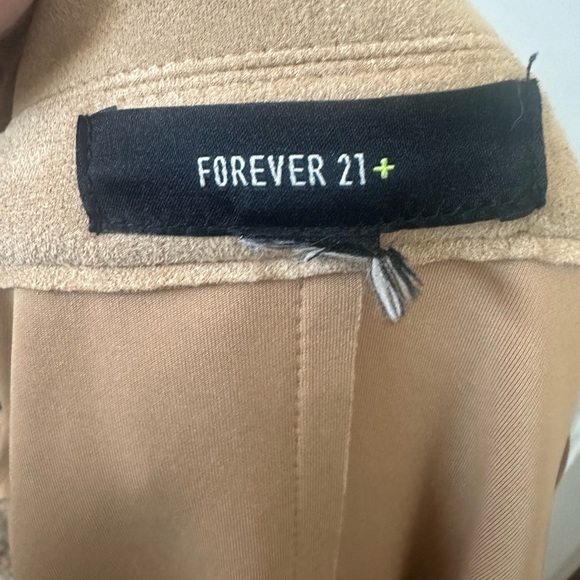 Forever 21 + | Tan Trench Coat | Women’s Large - XL - Picture 10 of 11
